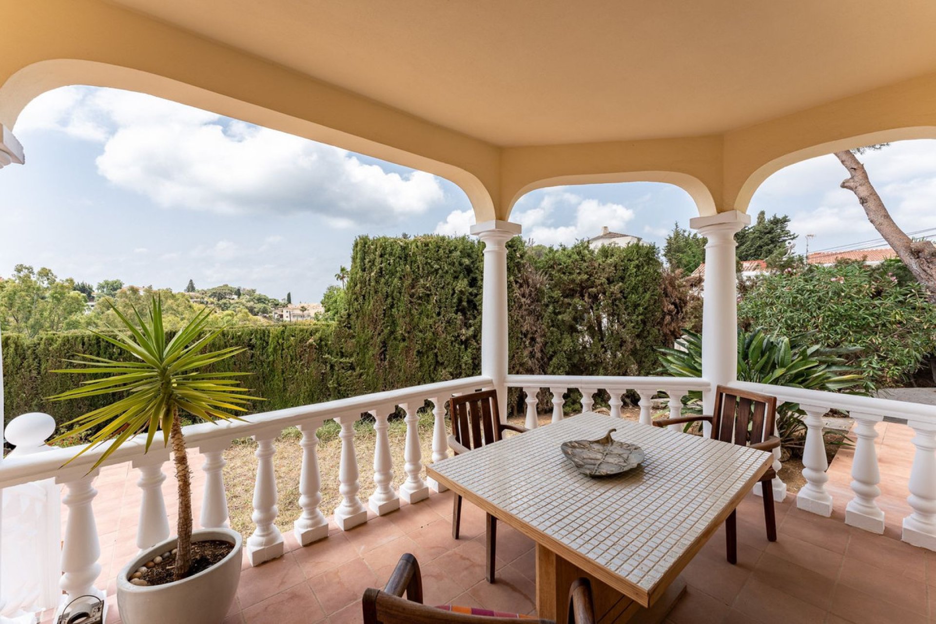 Resale - House - Detached Villa - Marbella - Elviria