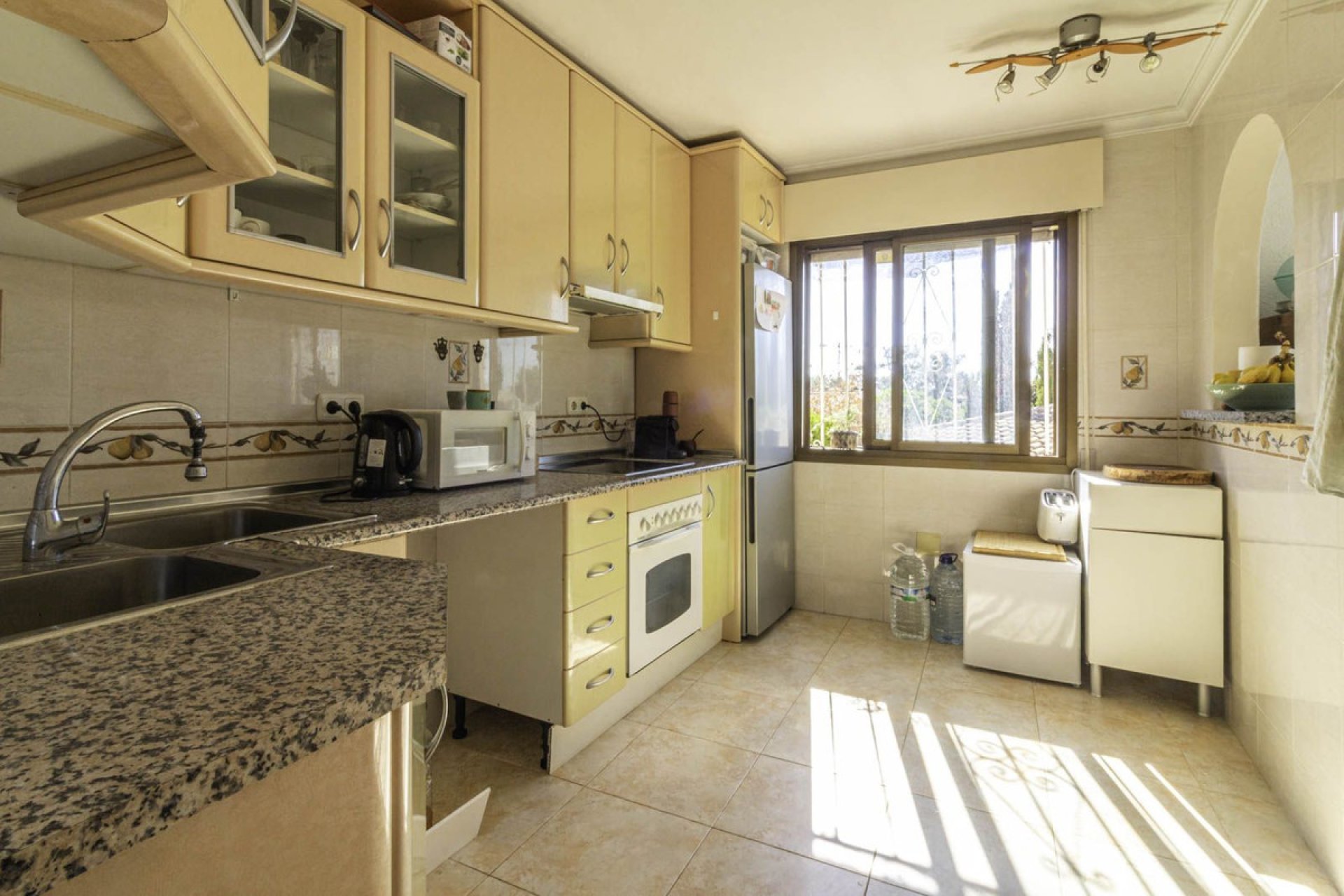 Resale - House - Detached Villa - Marbella - Elviria