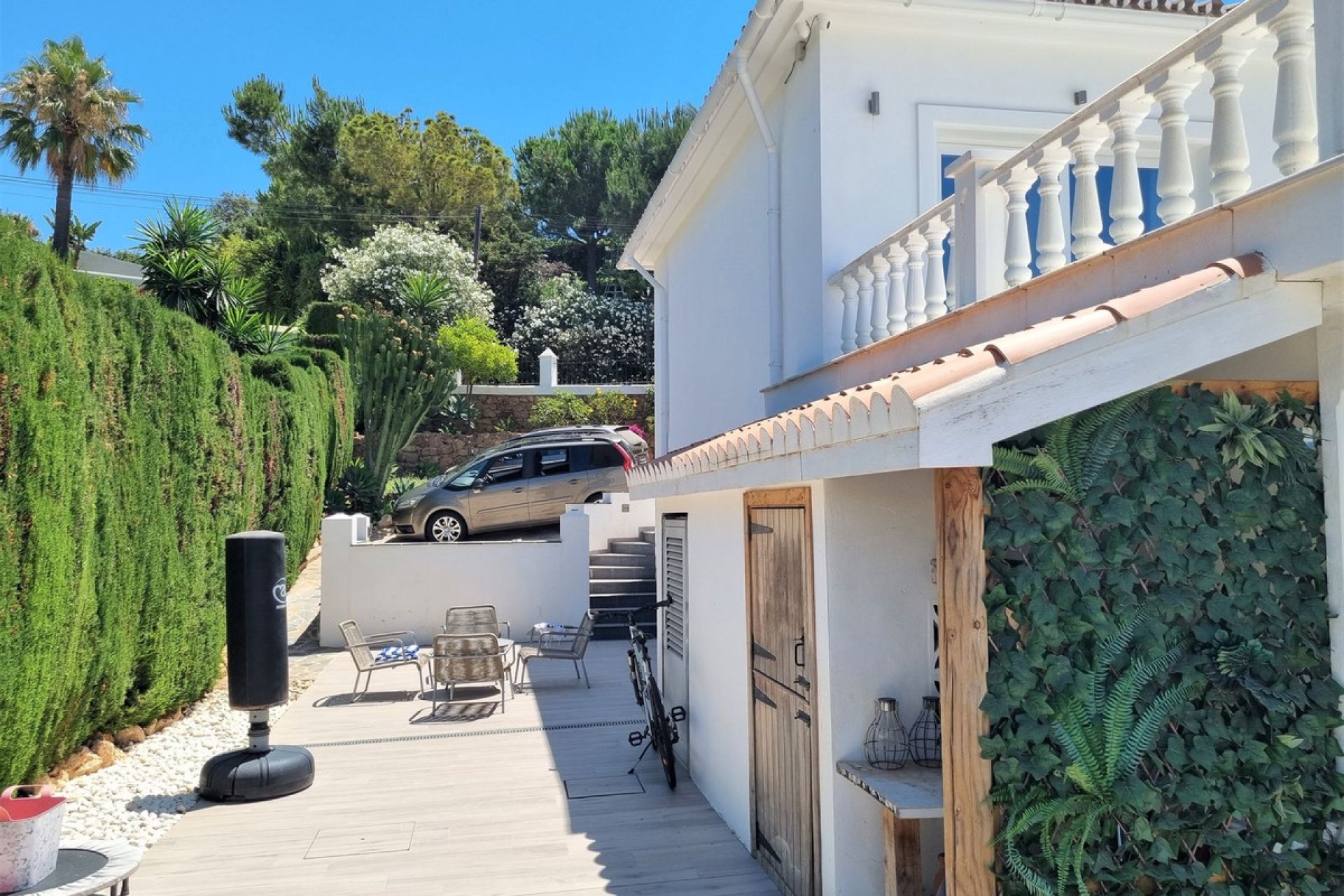 Resale - House - Detached Villa - Marbella - Elviria