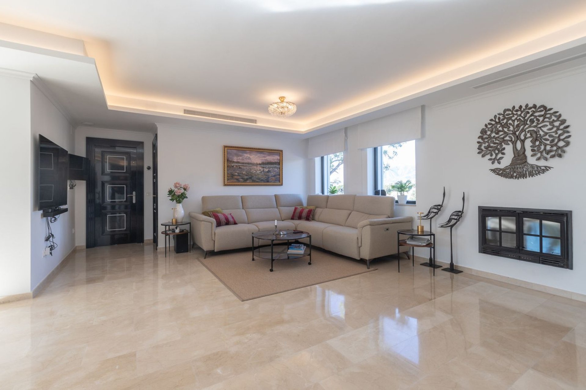 Resale - House - Detached Villa - Marbella - Elviria