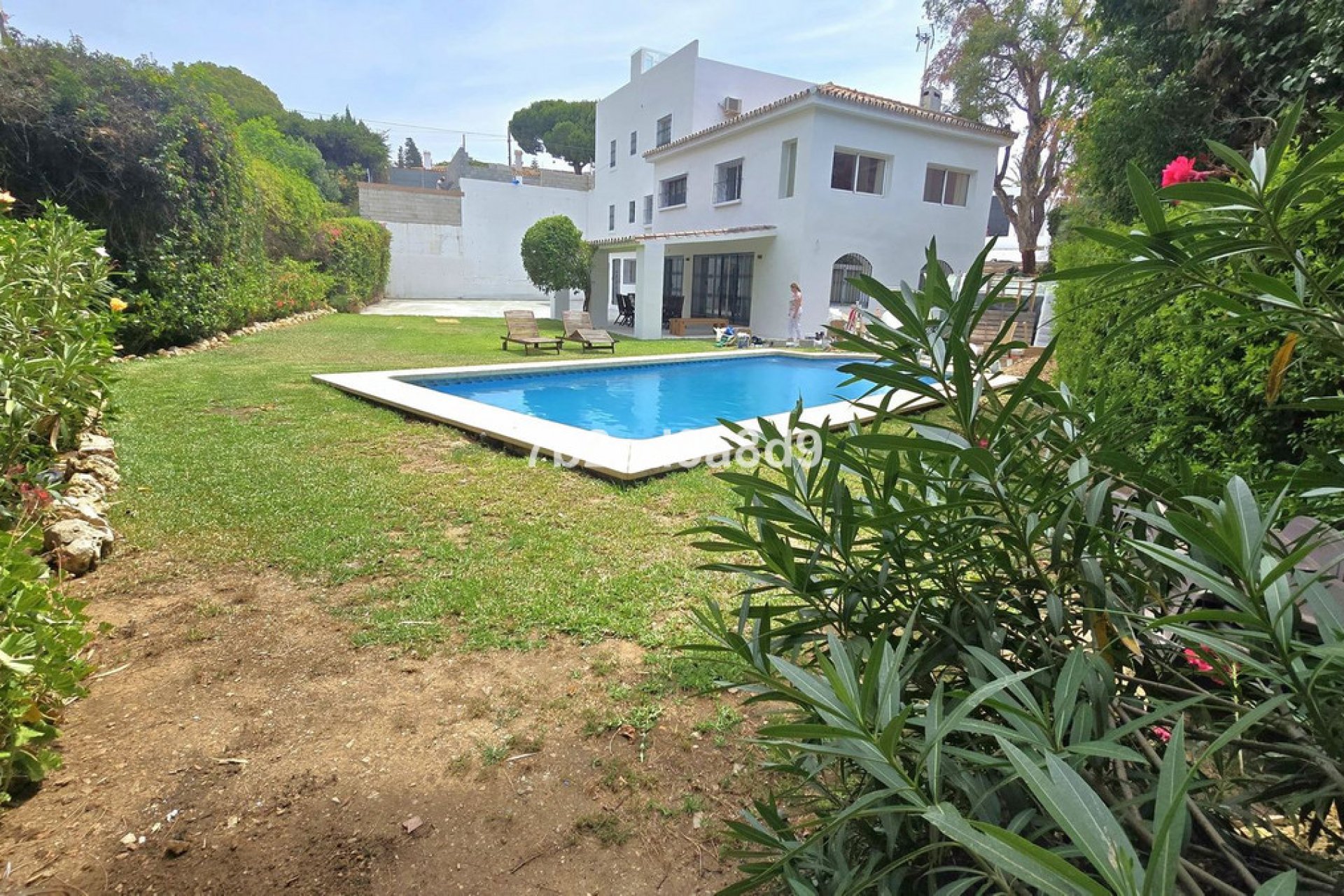 Resale - House - Detached Villa - Marbella - Elviria