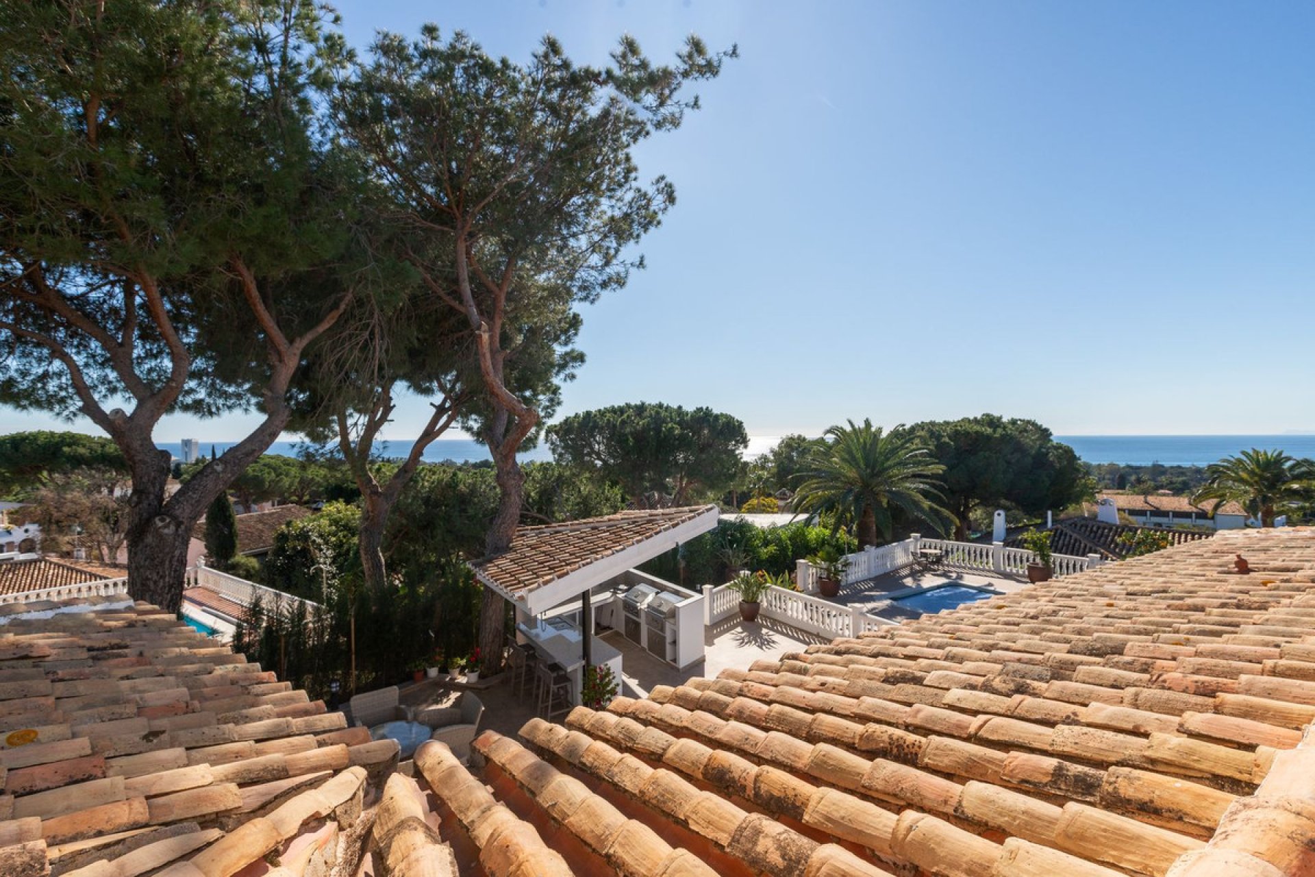 Resale - House - Detached Villa - Marbella - Elviria