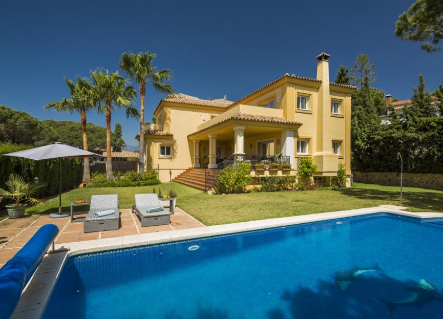 Resale - House - Detached Villa - Marbella - Elviria
