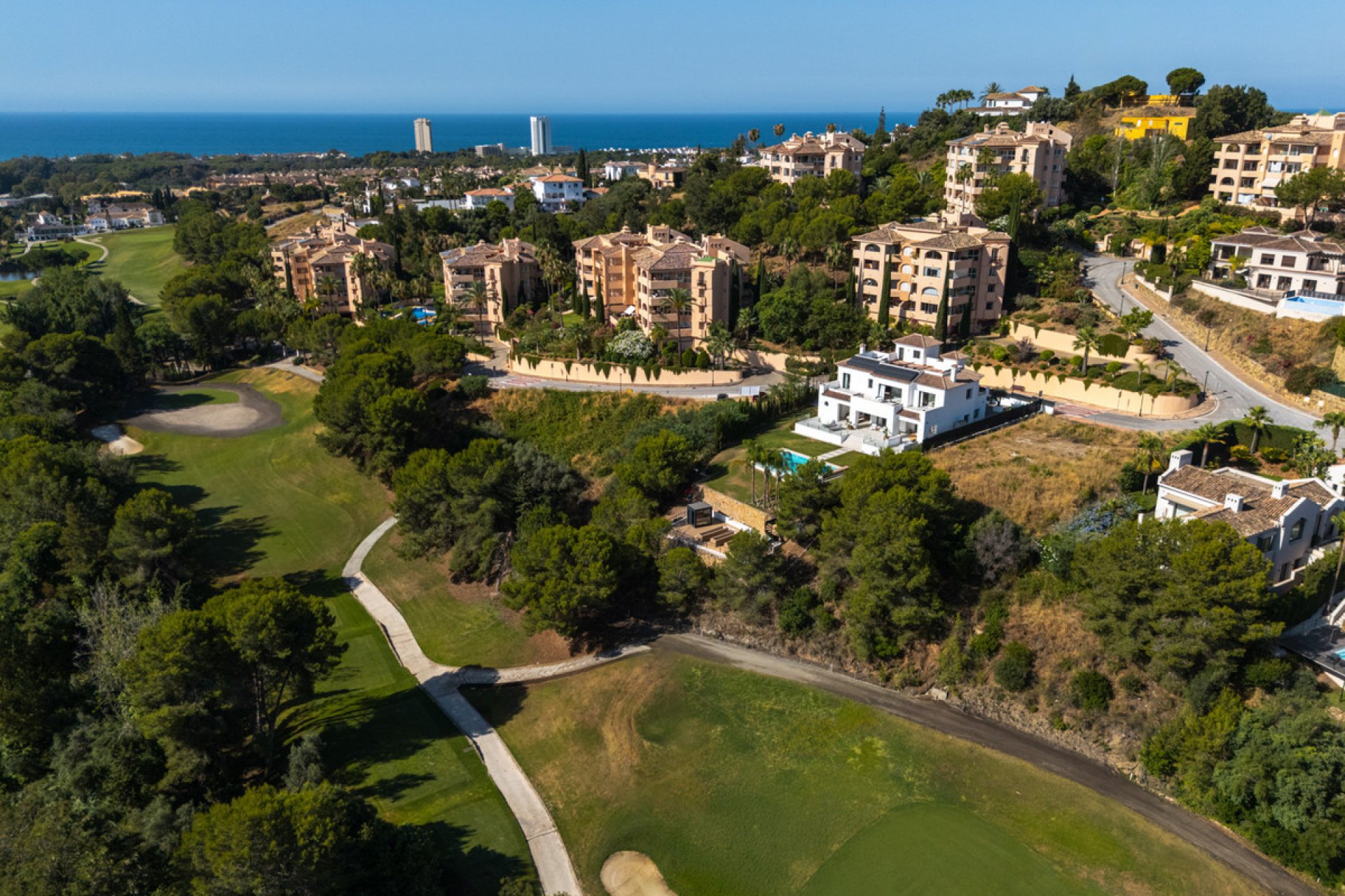 Resale - House - Detached Villa - Marbella - Elviria