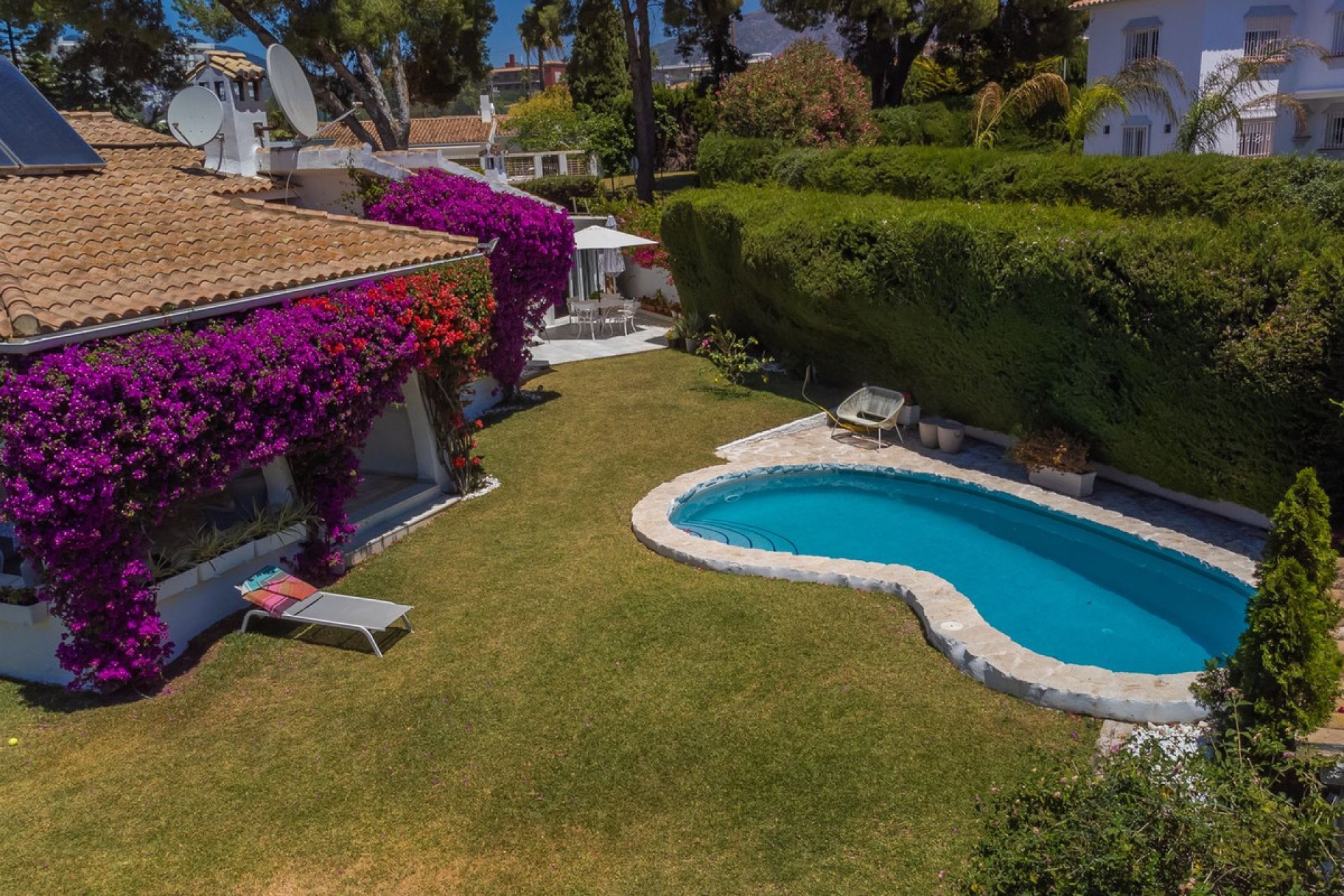 Resale - House - Detached Villa - Marbella - Guadalmina Alta