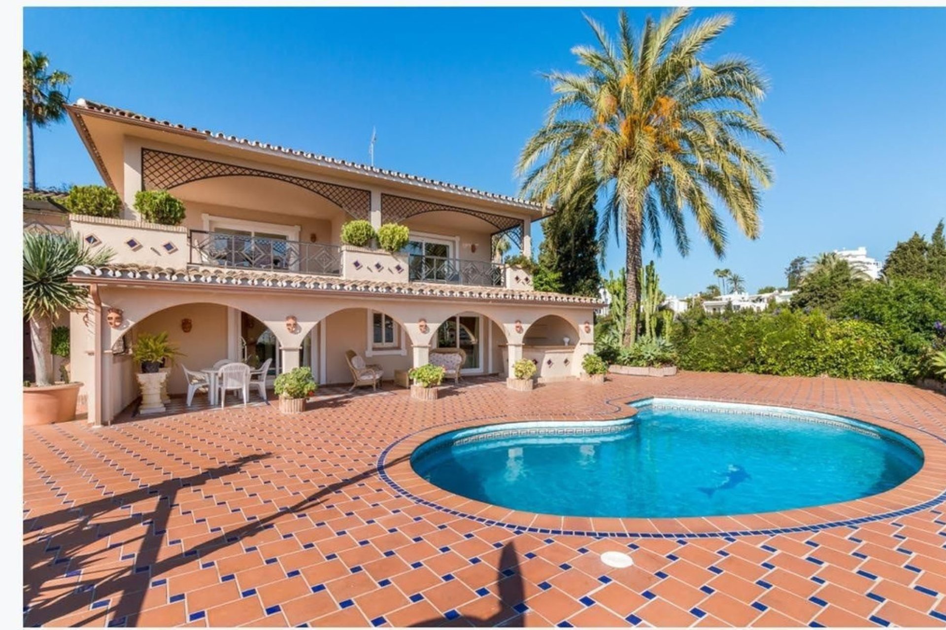 Resale - House - Detached Villa - Marbella - Guadalmina Alta