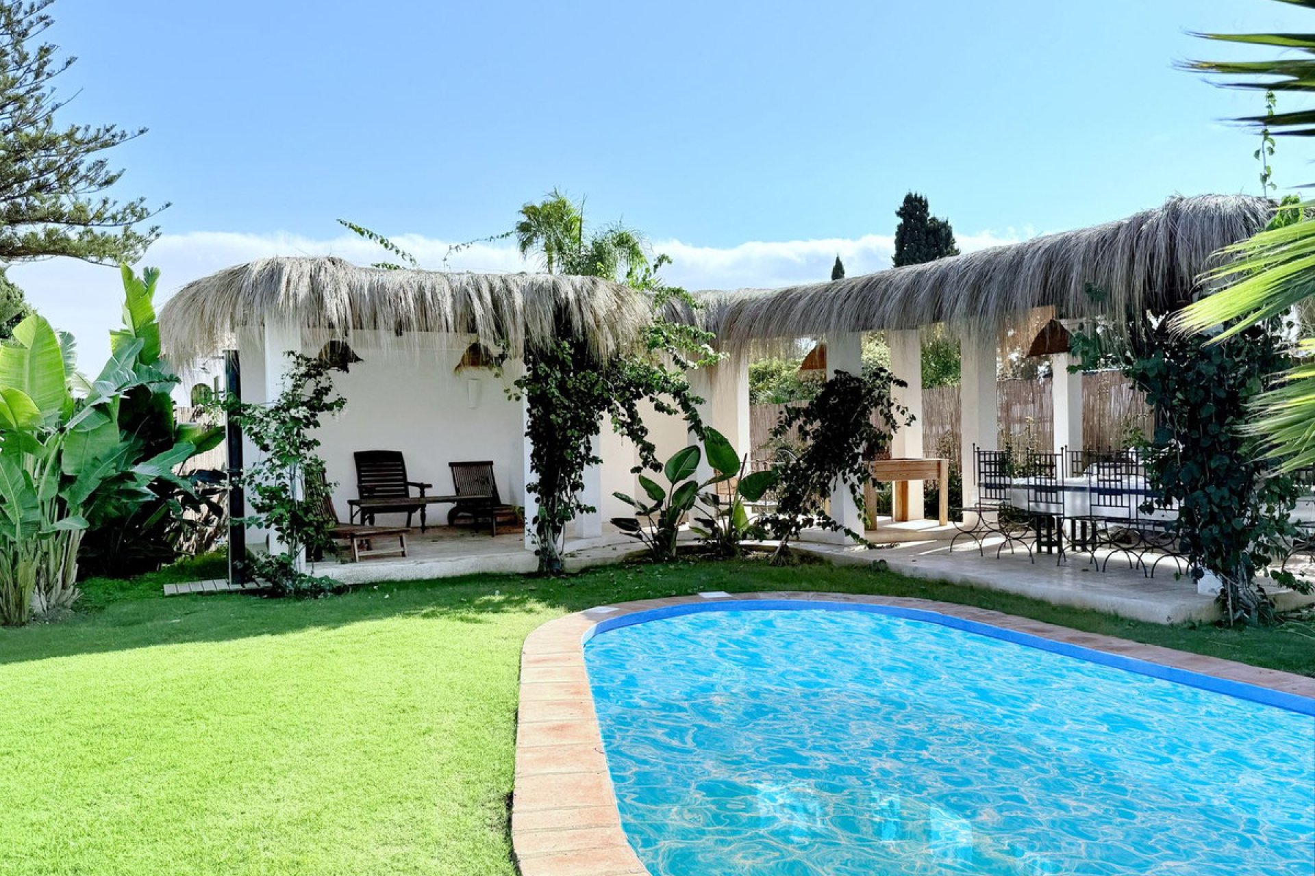 Resale - House - Detached Villa - Marbella - Guadalmina Alta