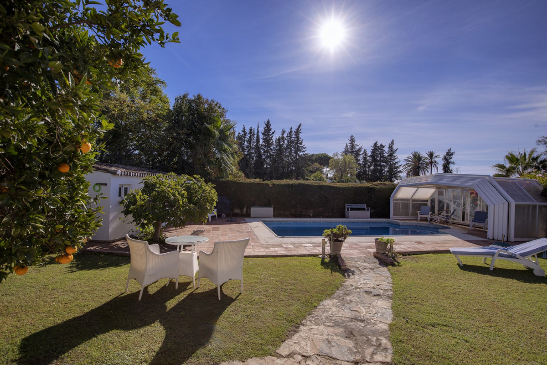 Resale - House - Detached Villa - Marbella - Guadalmina Alta