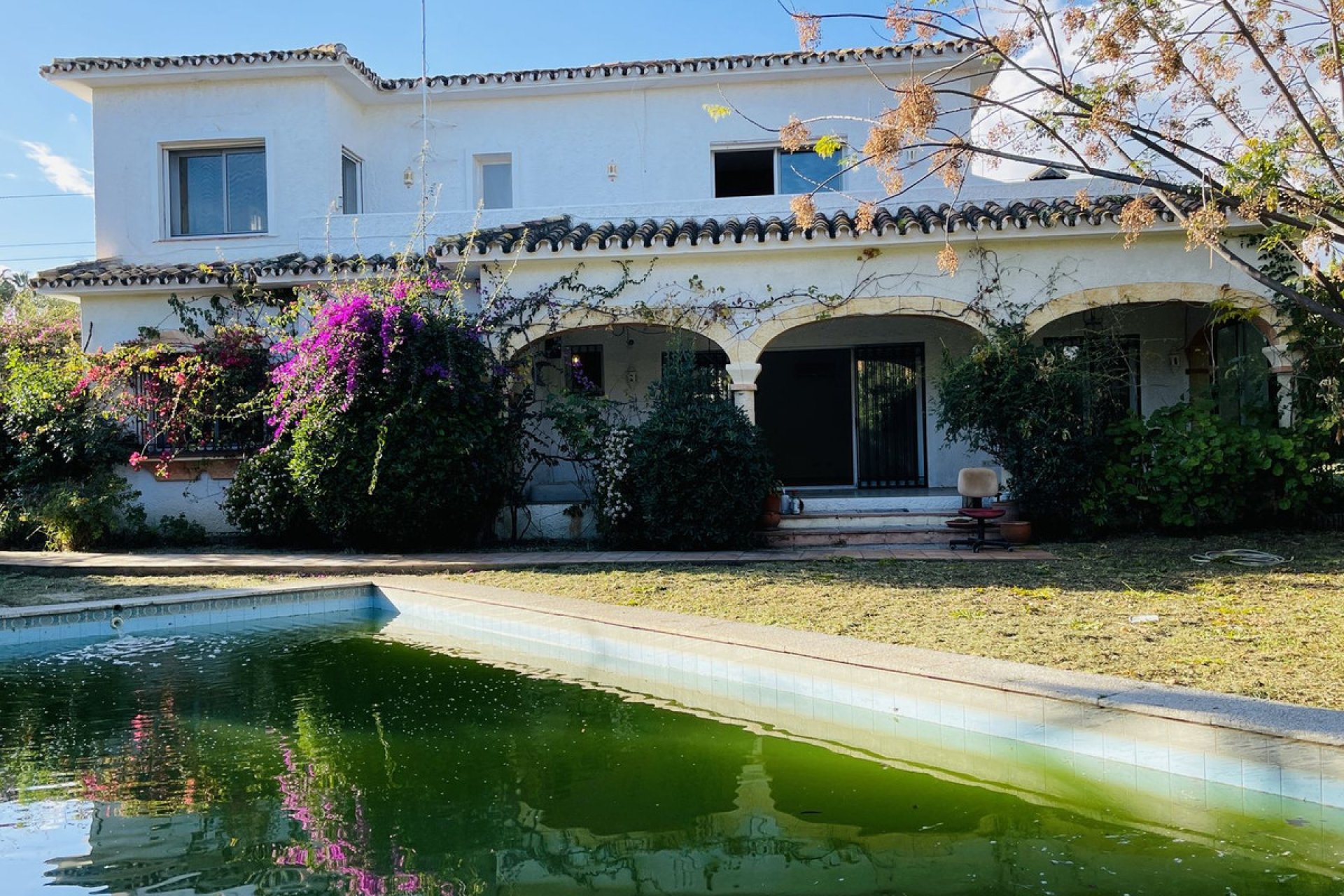 Resale - House - Detached Villa - Marbella - Guadalmina Alta