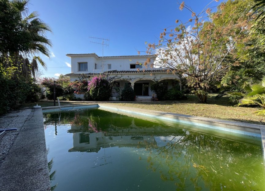 Resale - House - Detached Villa - Marbella - Guadalmina Alta