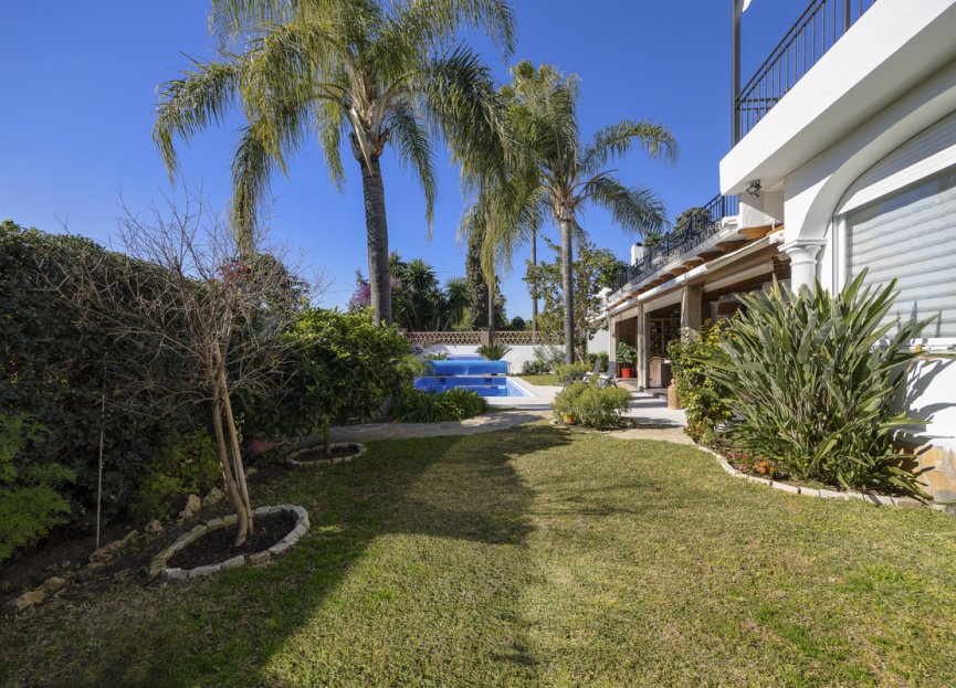 Resale - House - Detached Villa - Marbella - Guadalmina Alta