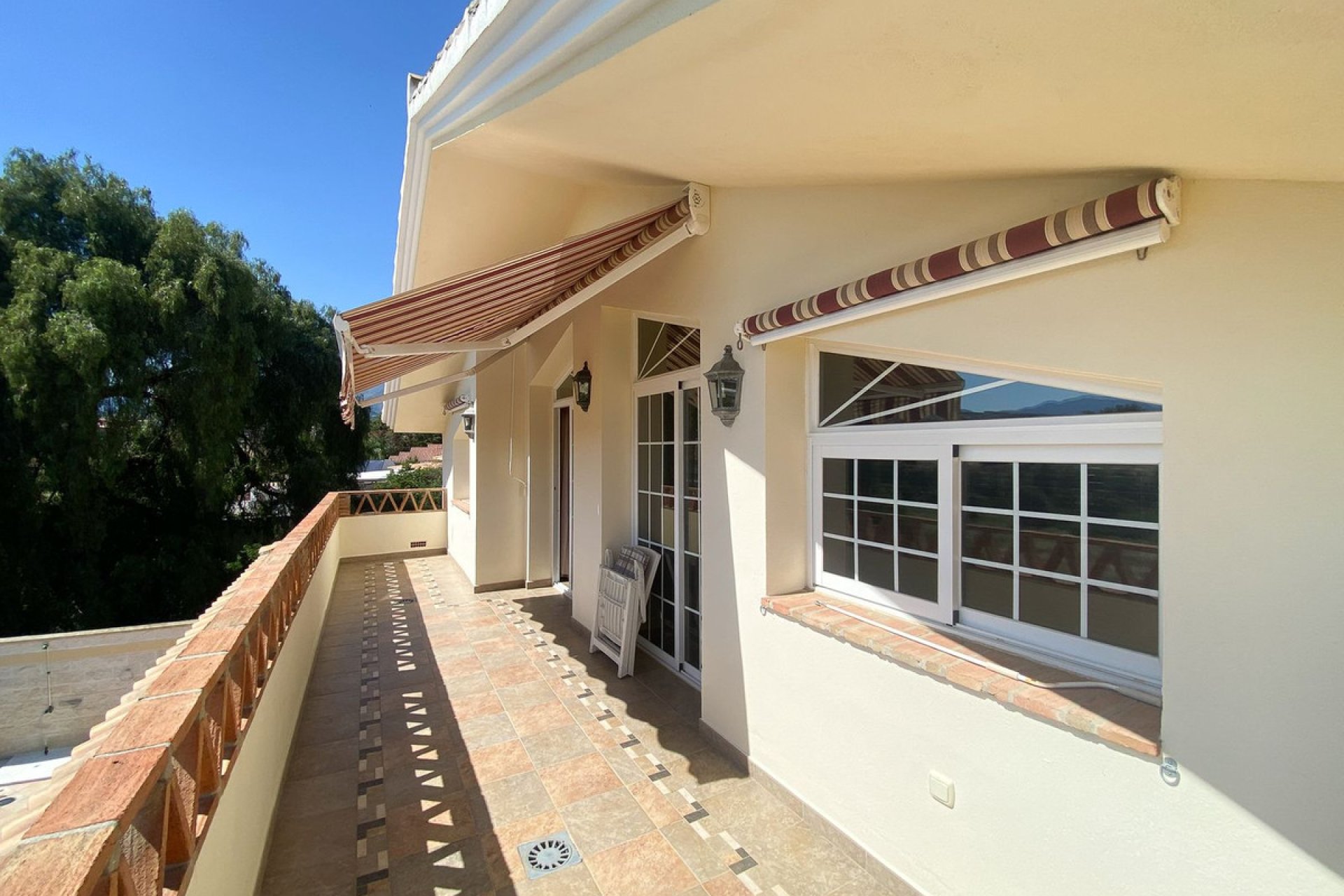 Resale - House - Detached Villa - Marbella - Guadalmina Alta