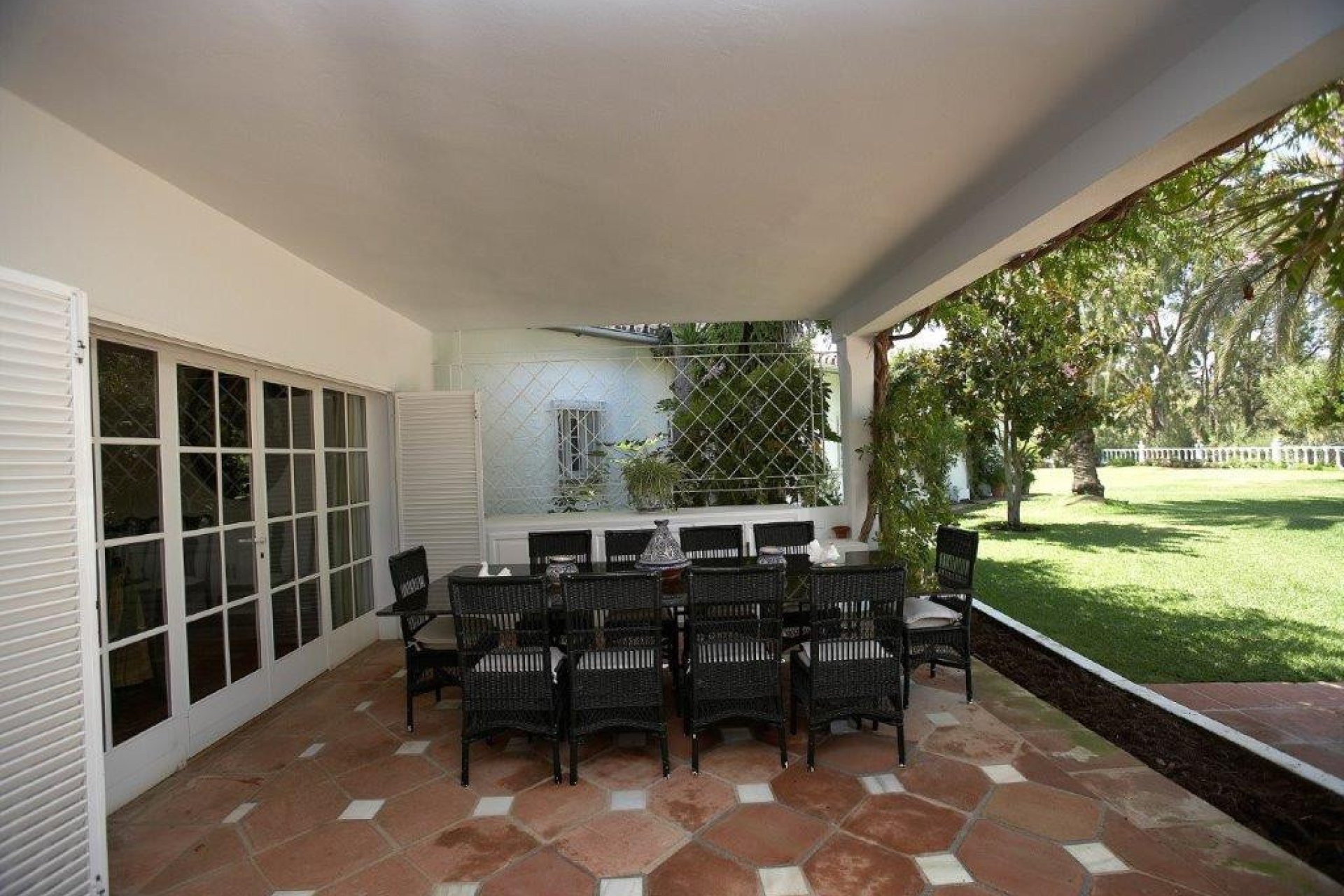 Resale - House - Detached Villa - Marbella - Guadalmina Baja