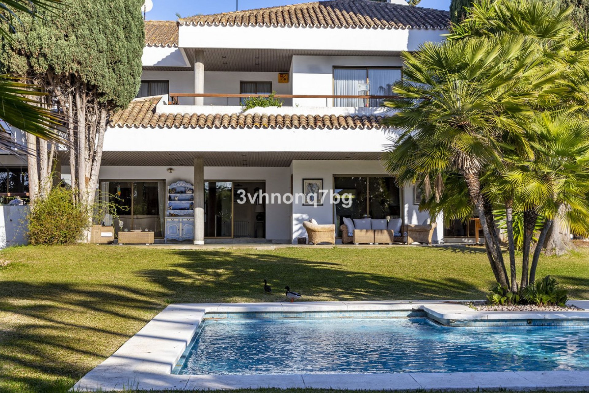 Resale - House - Detached Villa - Marbella - Guadalmina Baja