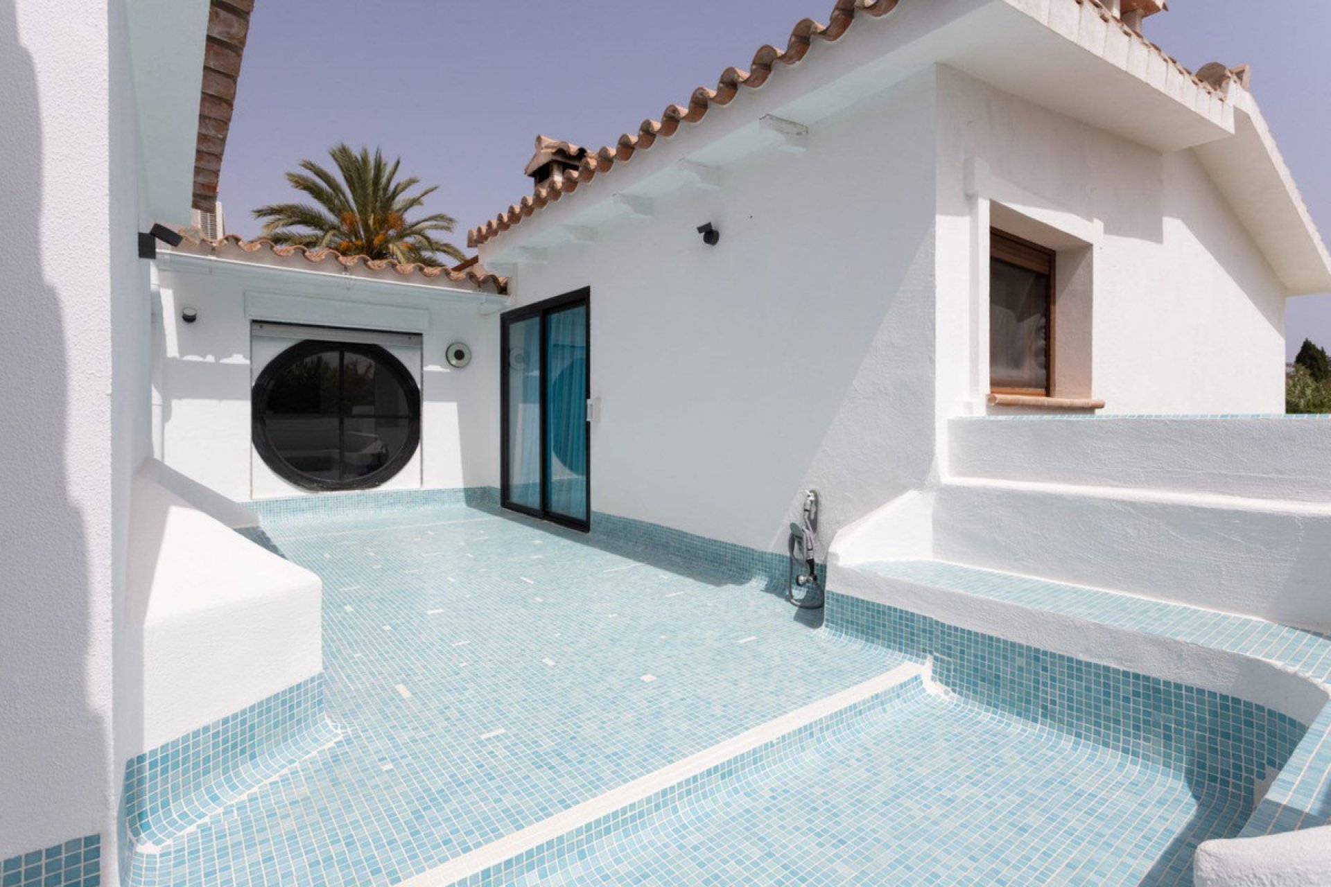 Resale - House - Detached Villa - Marbella - Guadalmina Baja