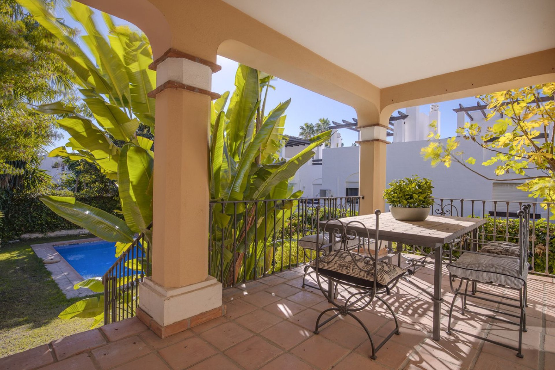 Resale - House - Detached Villa - Marbella - Guadalmina Baja