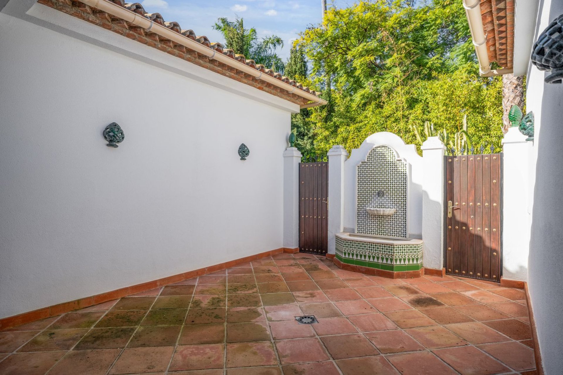 Resale - House - Detached Villa - Marbella - Guadalmina Baja