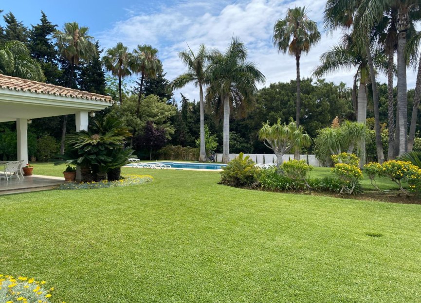 Resale - House - Detached Villa - Marbella - Guadalmina Baja