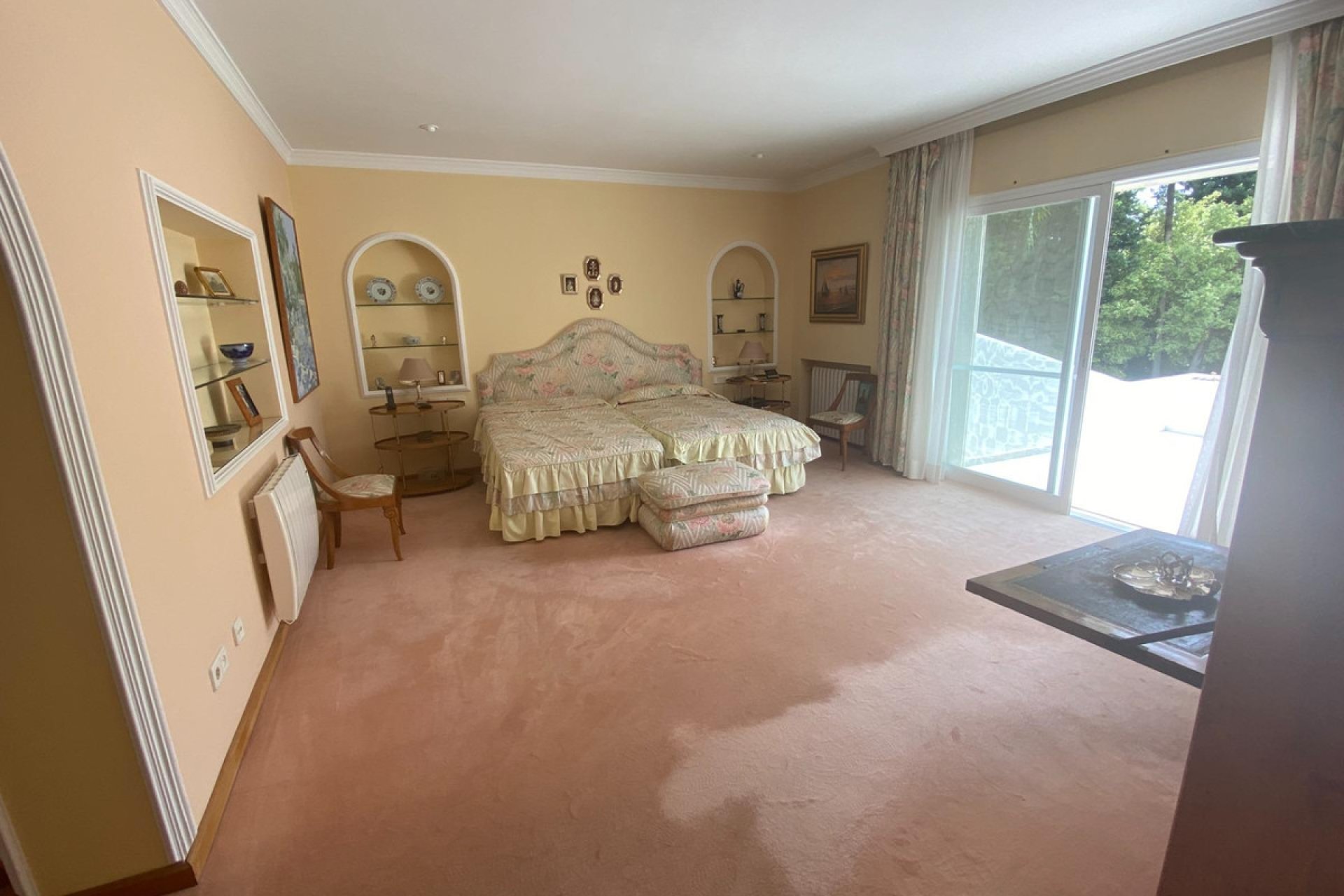 Resale - House - Detached Villa - Marbella - Guadalmina Baja