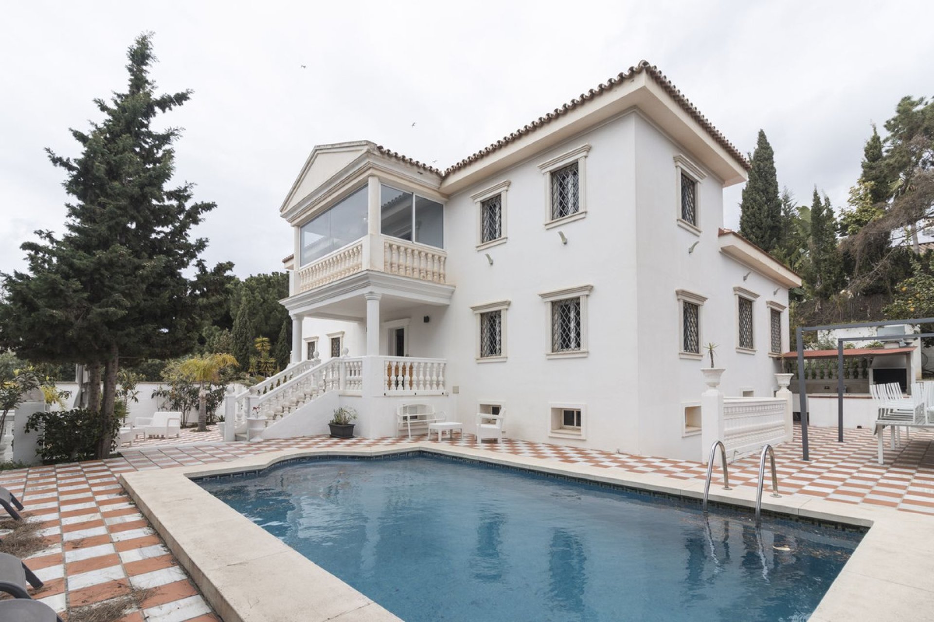 Resale - House - Detached Villa - Marbella - Hacienda Las Chapas