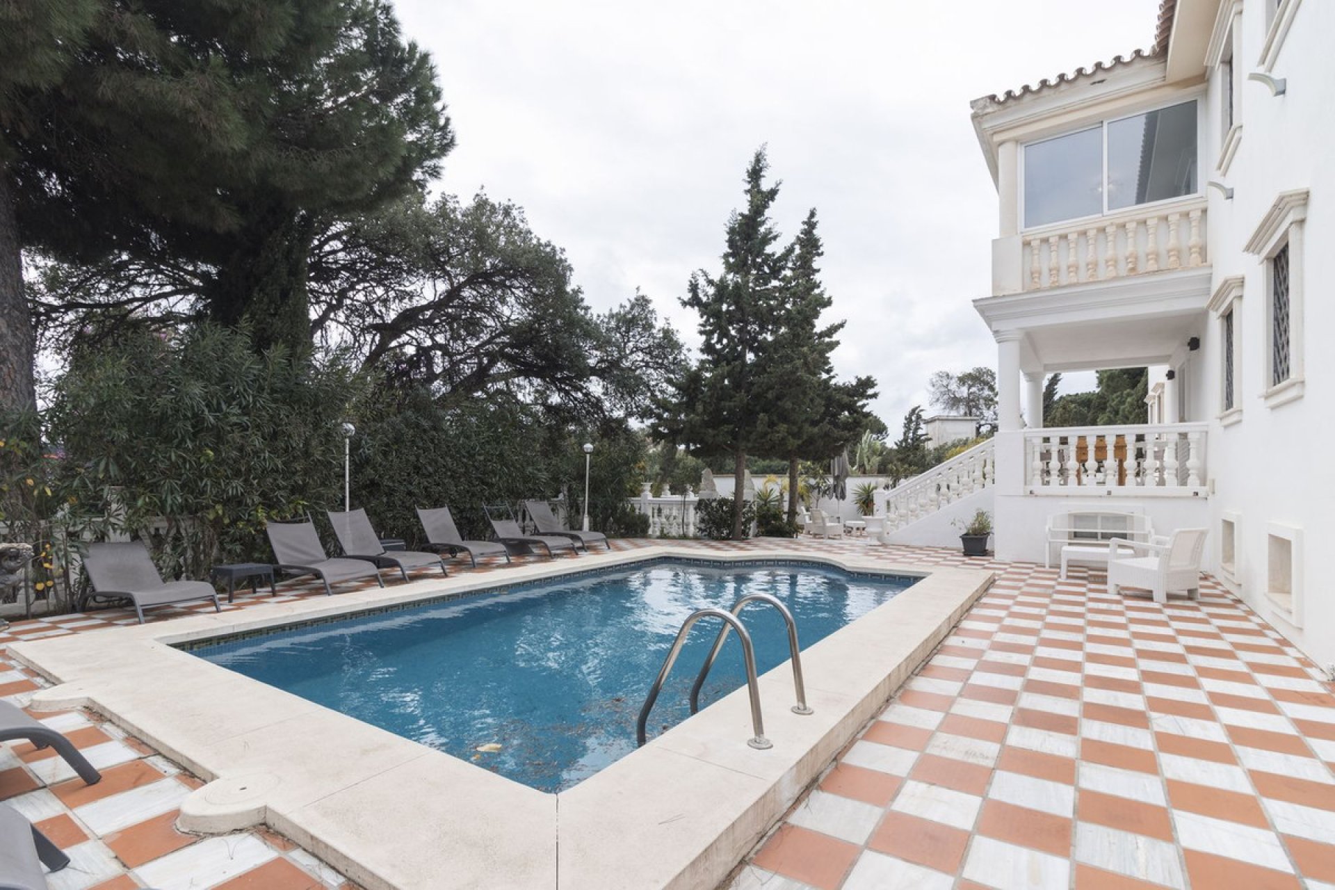 Resale - House - Detached Villa - Marbella - Hacienda Las Chapas