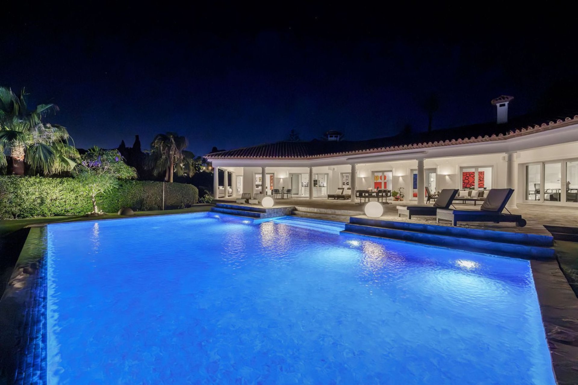 Resale - House - Detached Villa - Marbella - Hacienda Las Chapas