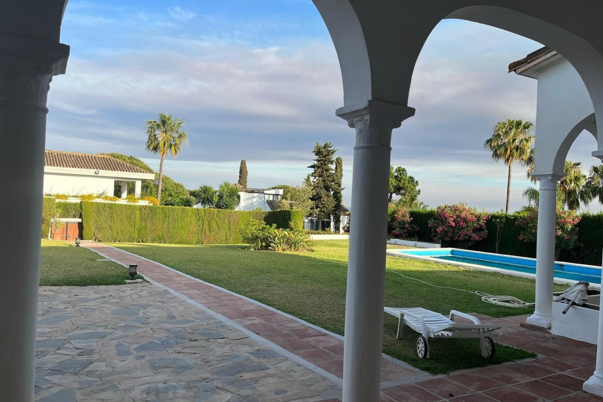 Resale - House - Detached Villa - Marbella - Hacienda Las Chapas