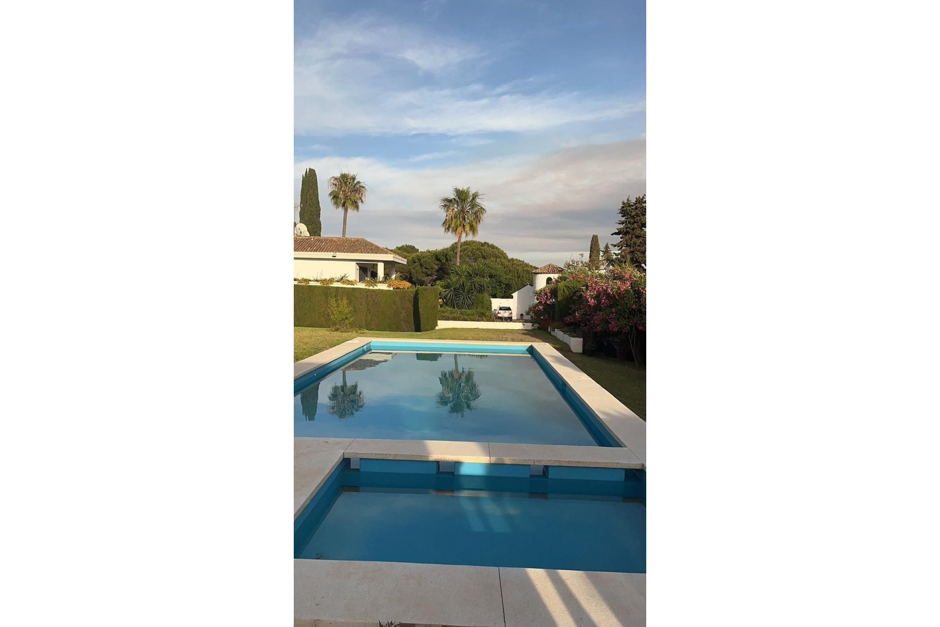 Resale - House - Detached Villa - Marbella - Hacienda Las Chapas