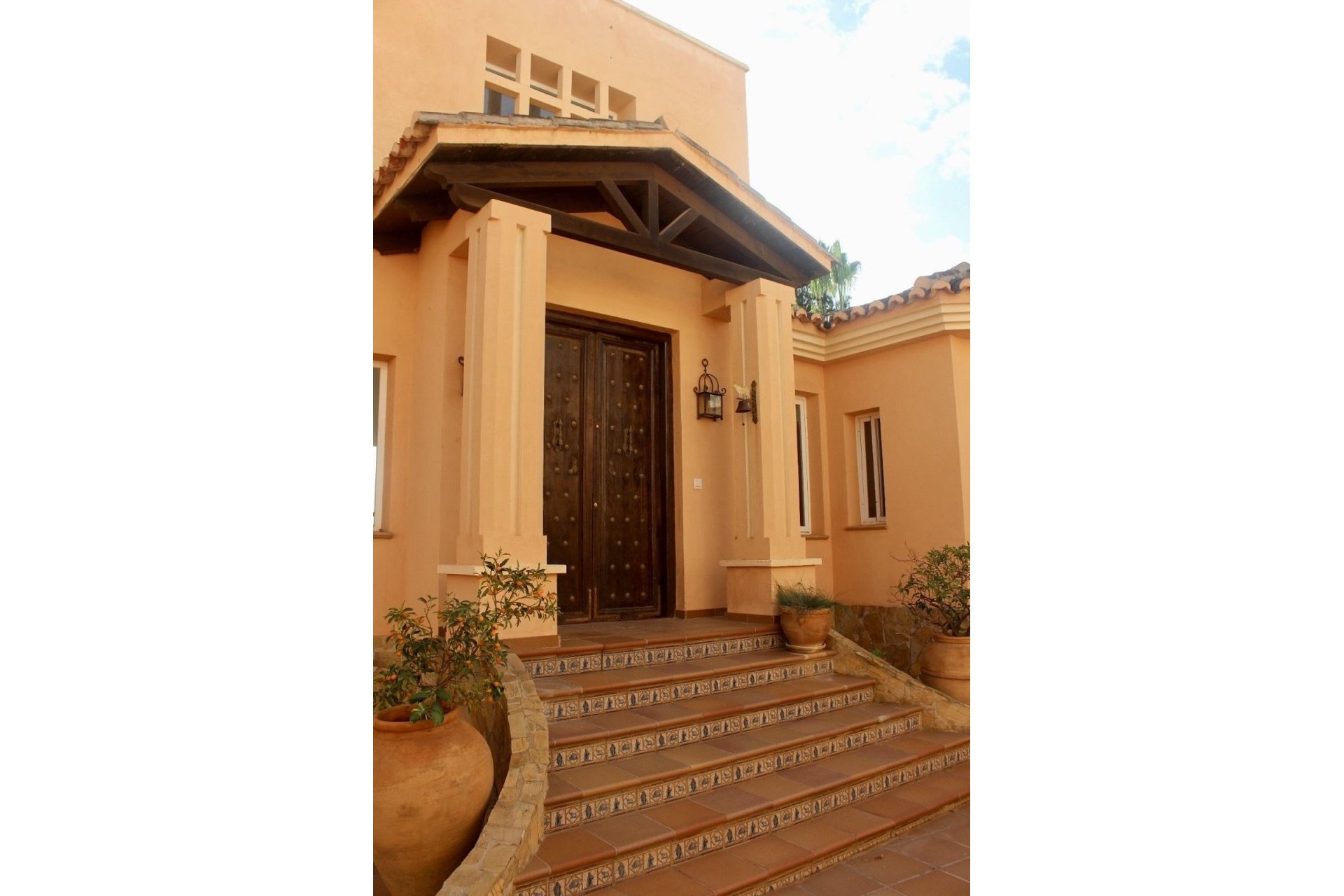 Resale - House - Detached Villa - Marbella - Hacienda Las Chapas