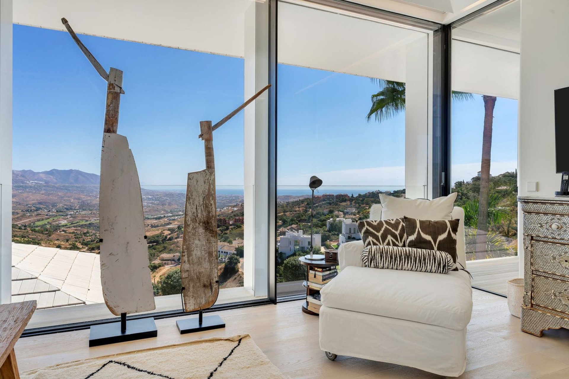 Resale - House - Detached Villa - Marbella - La Mairena