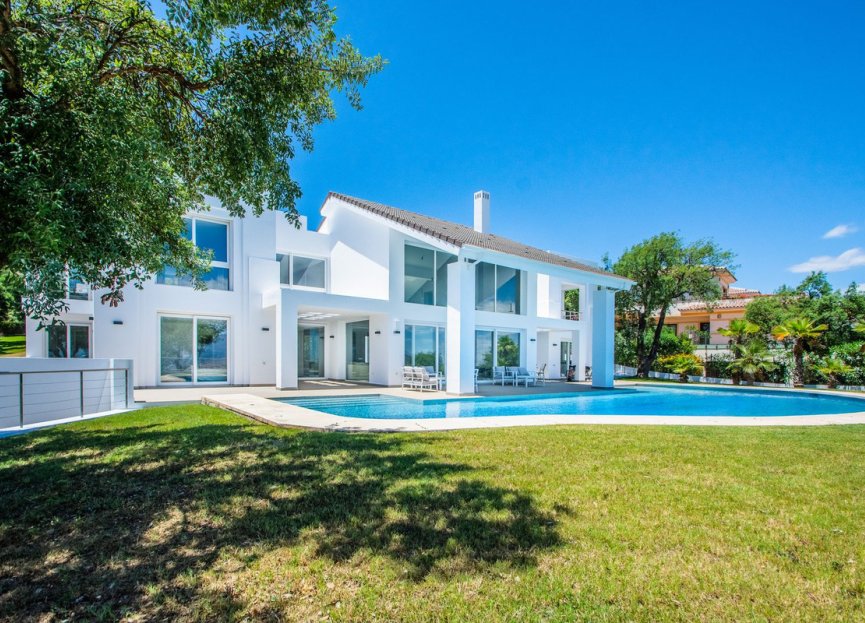 Resale - House - Detached Villa - Marbella - La Mairena