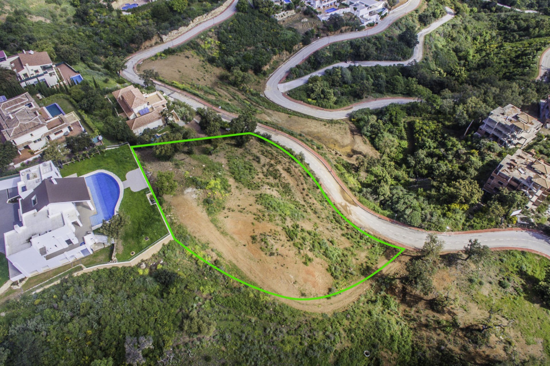 Resale - House - Detached Villa - Marbella - La Mairena