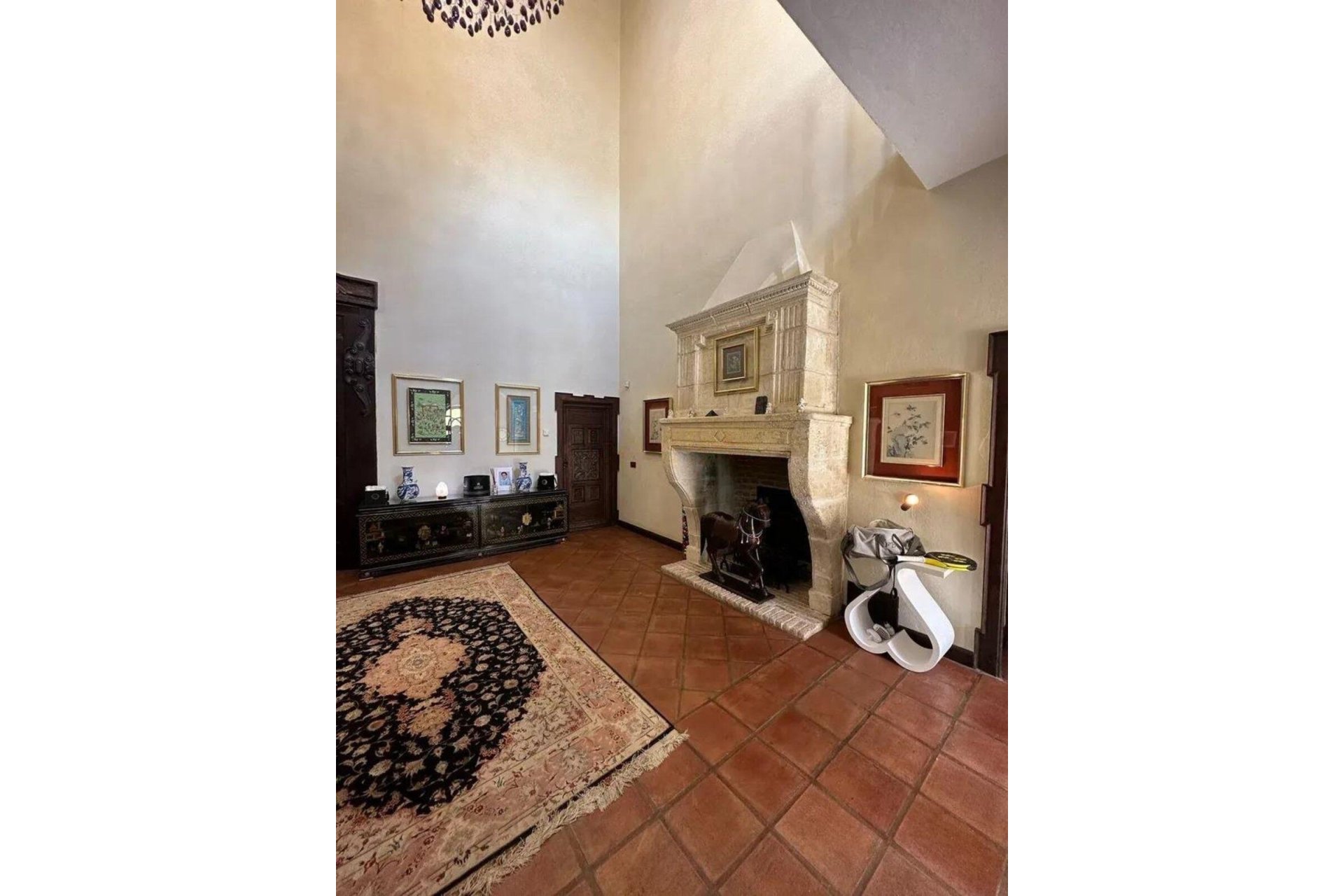 Resale - House - Detached Villa - Marbella - La Mairena