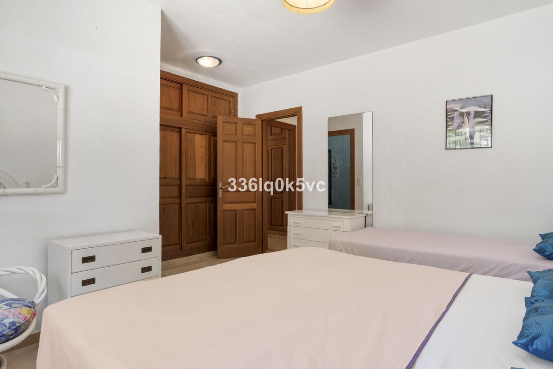 Resale - House - Detached Villa - Marbella - Las Chapas