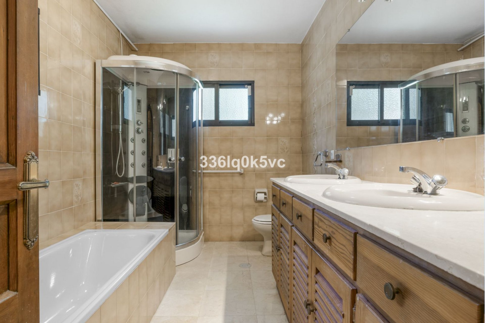 Resale - House - Detached Villa - Marbella - Las Chapas