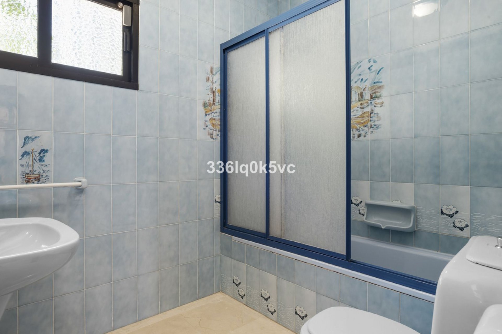 Resale - House - Detached Villa - Marbella - Las Chapas