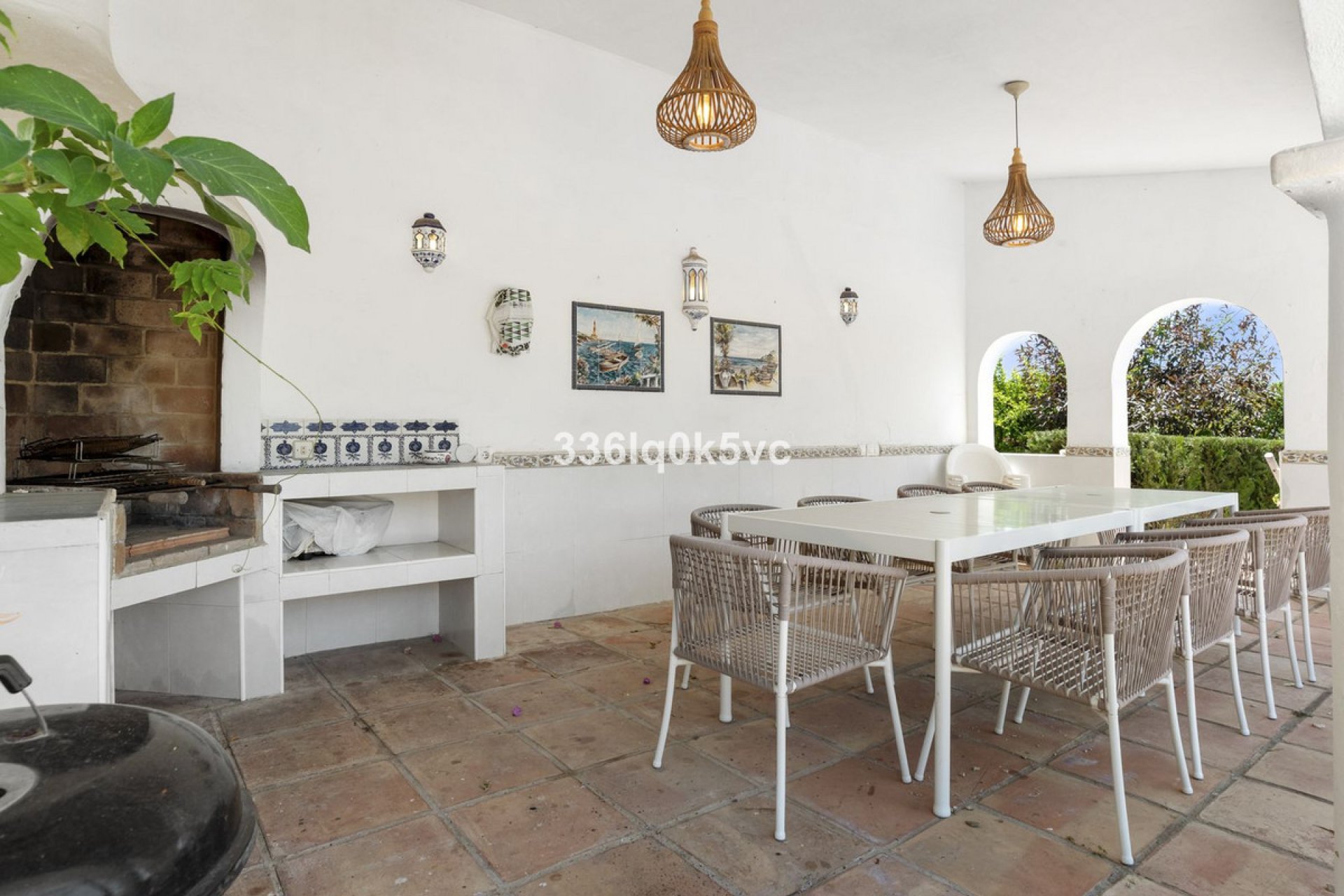 Resale - House - Detached Villa - Marbella - Las Chapas