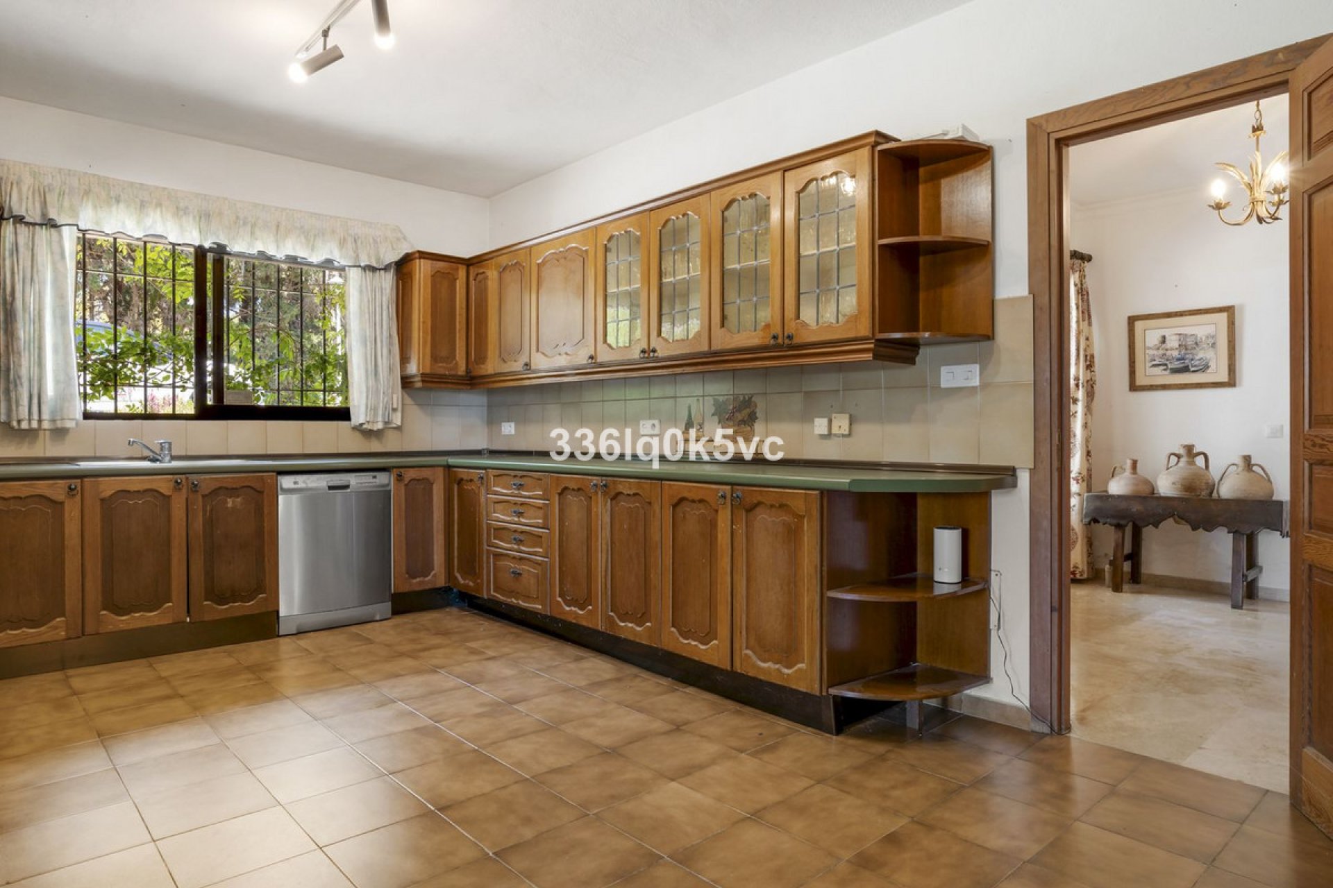 Resale - House - Detached Villa - Marbella - Las Chapas