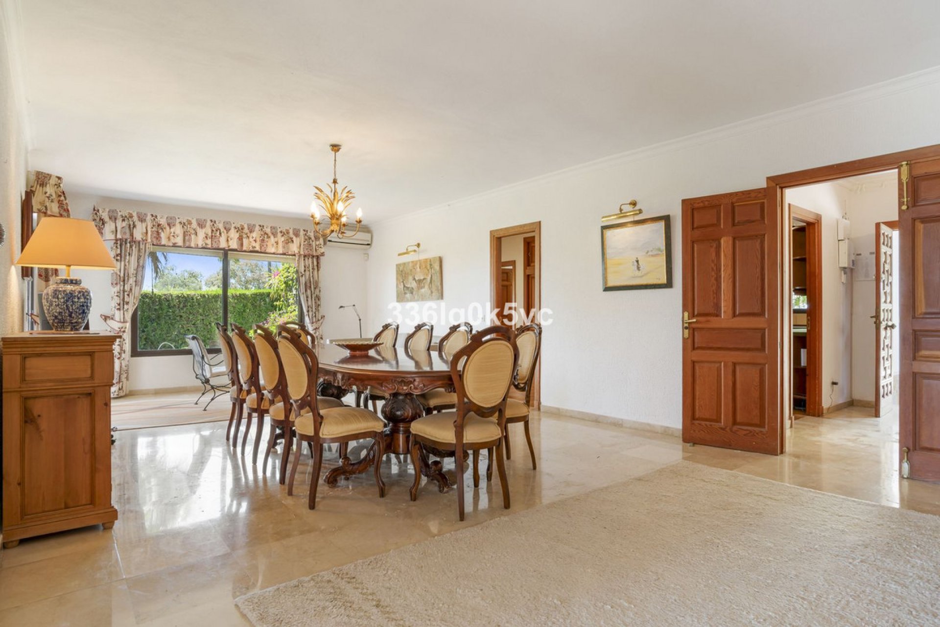 Resale - House - Detached Villa - Marbella - Las Chapas