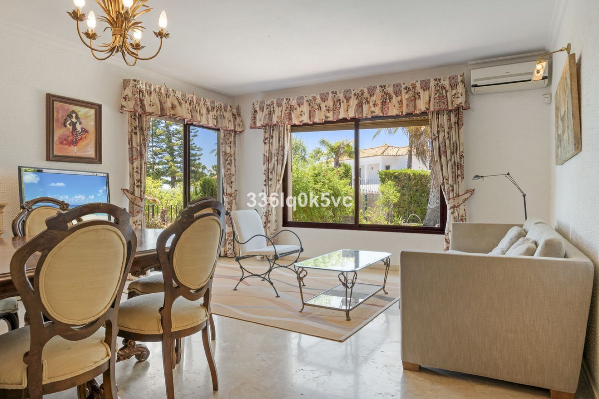 Resale - House - Detached Villa - Marbella - Las Chapas
