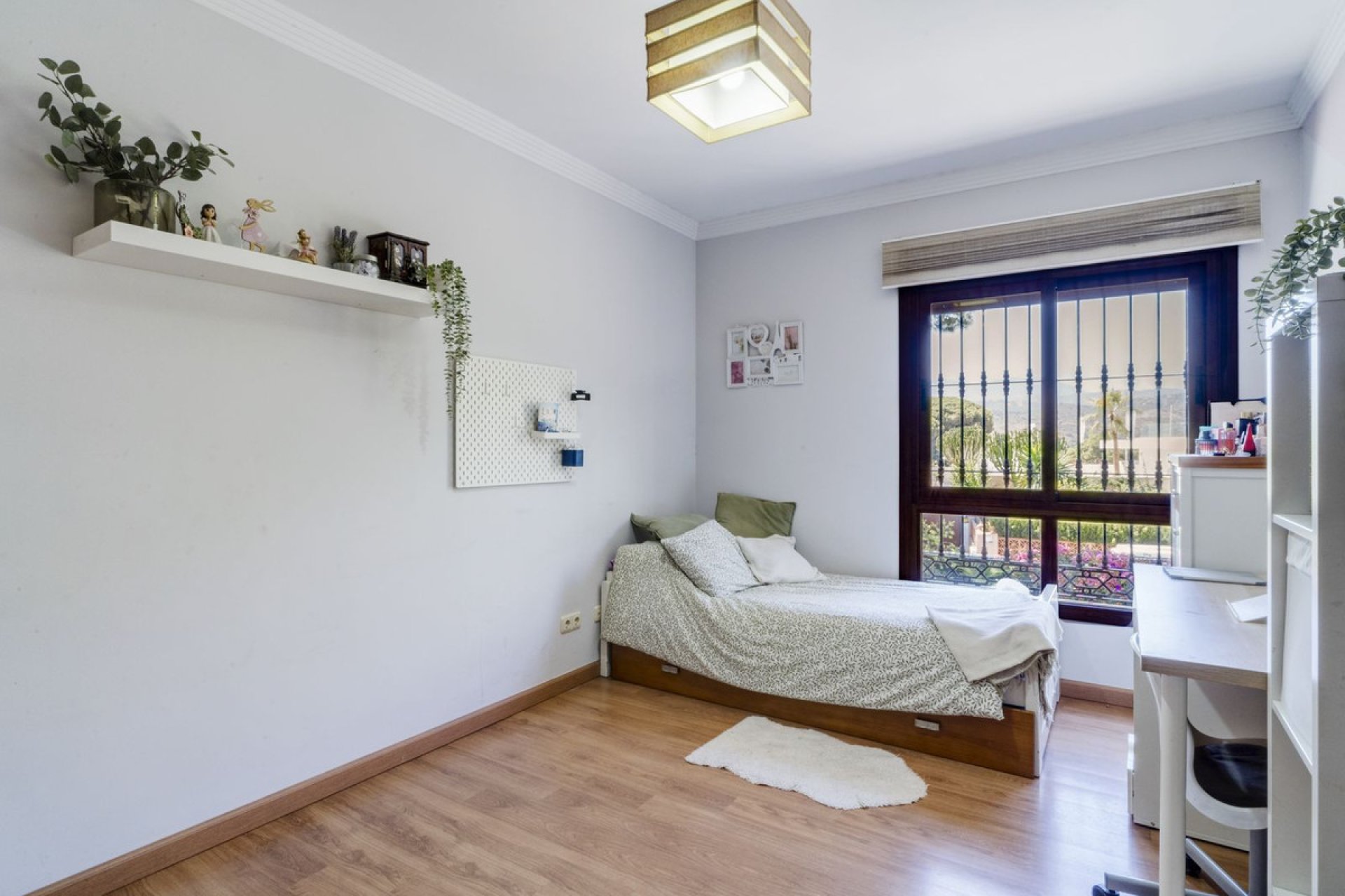 Resale - House - Detached Villa - Marbella - Las Chapas