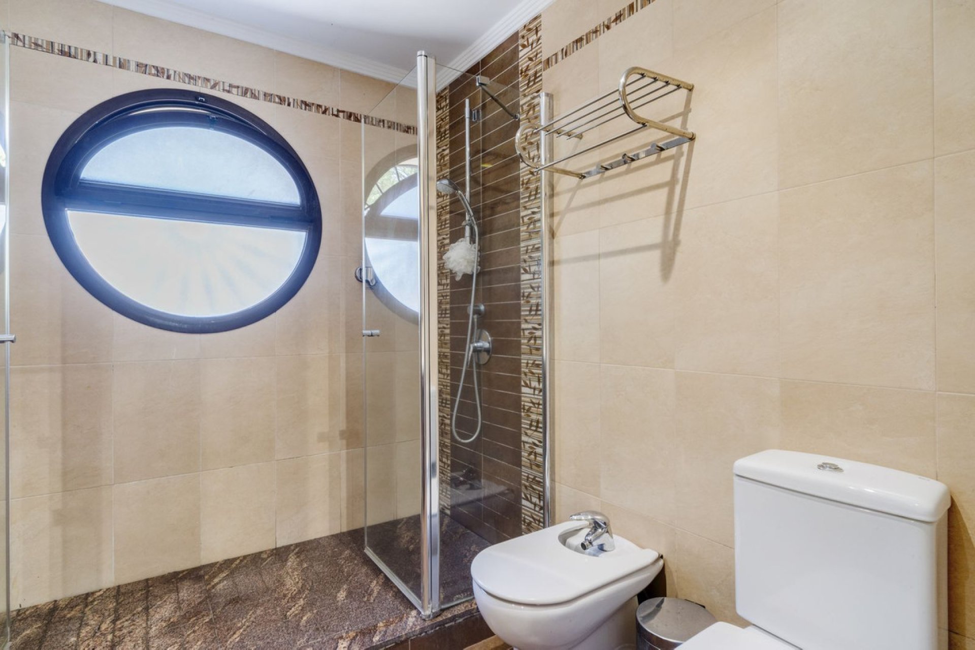 Resale - House - Detached Villa - Marbella - Las Chapas