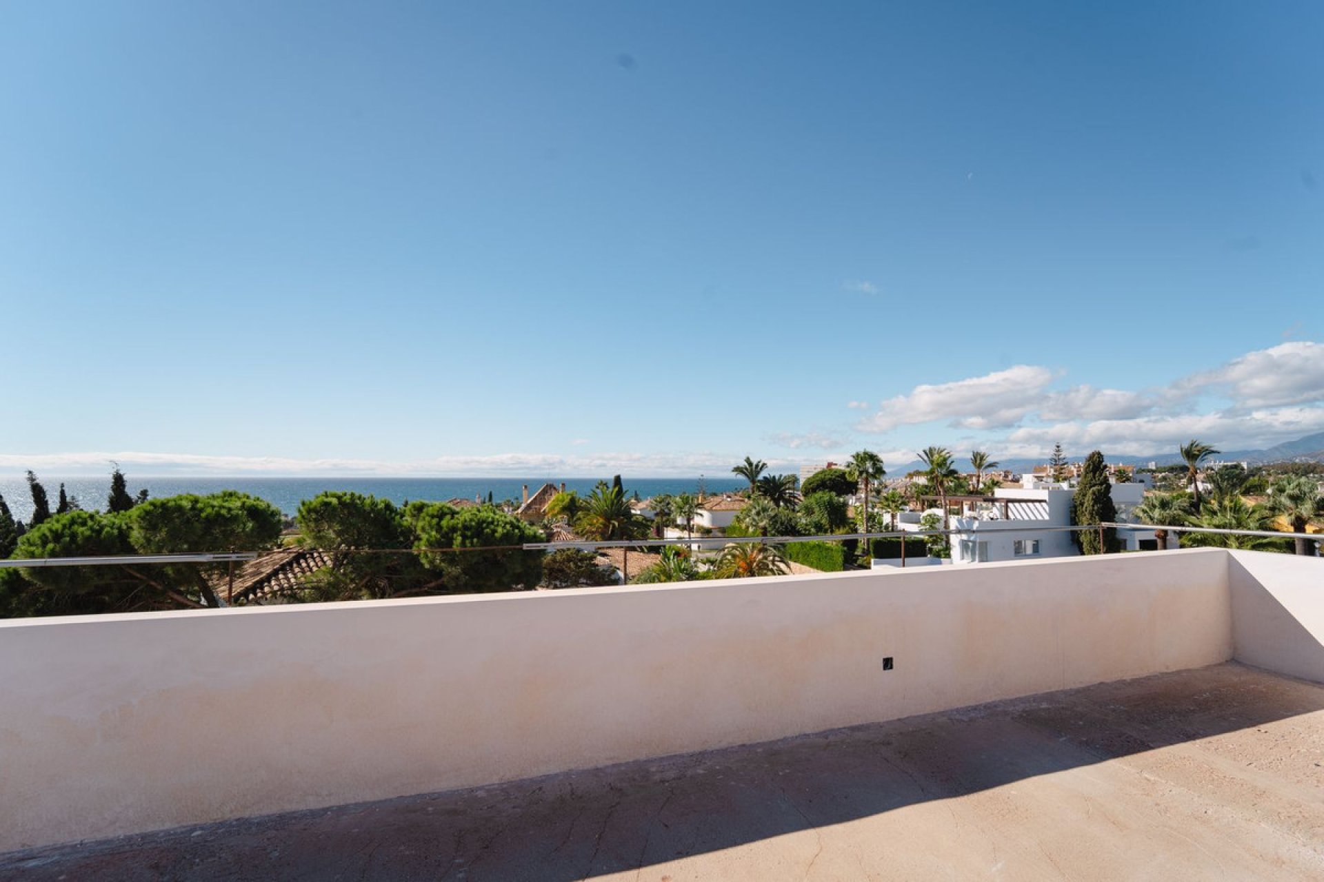 Resale - House - Detached Villa - Marbella - Las Chapas