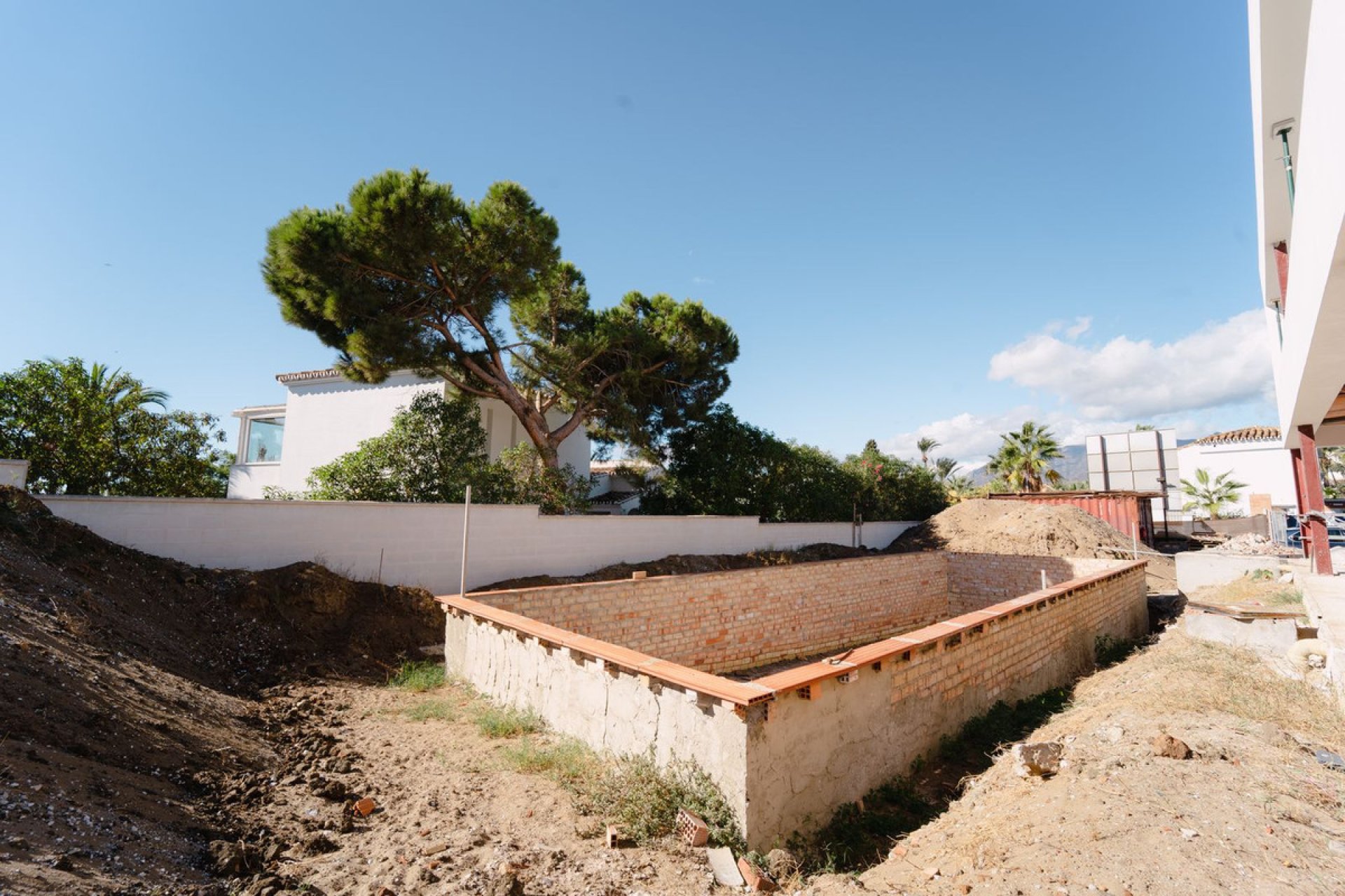 Resale - House - Detached Villa - Marbella - Las Chapas