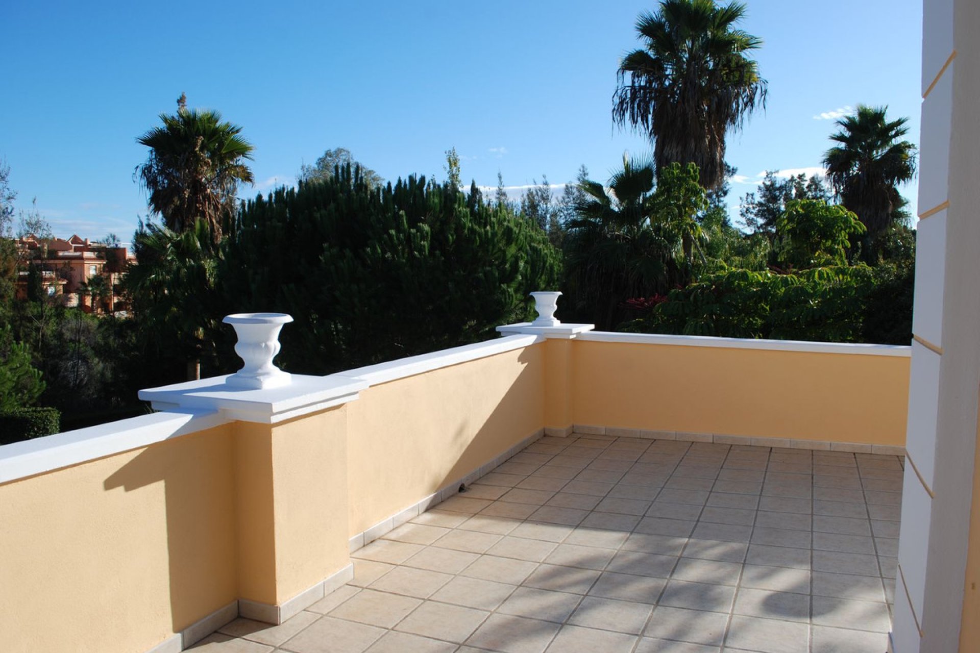 Resale - House - Detached Villa - Marbella - Las Chapas