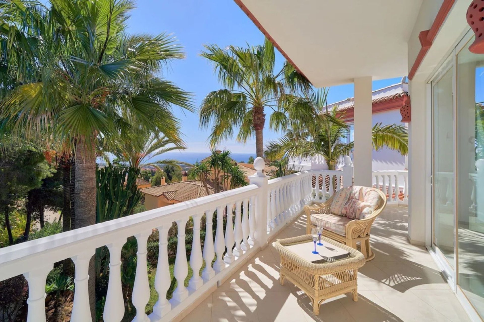 Resale - House - Detached Villa - Marbella - Las Chapas