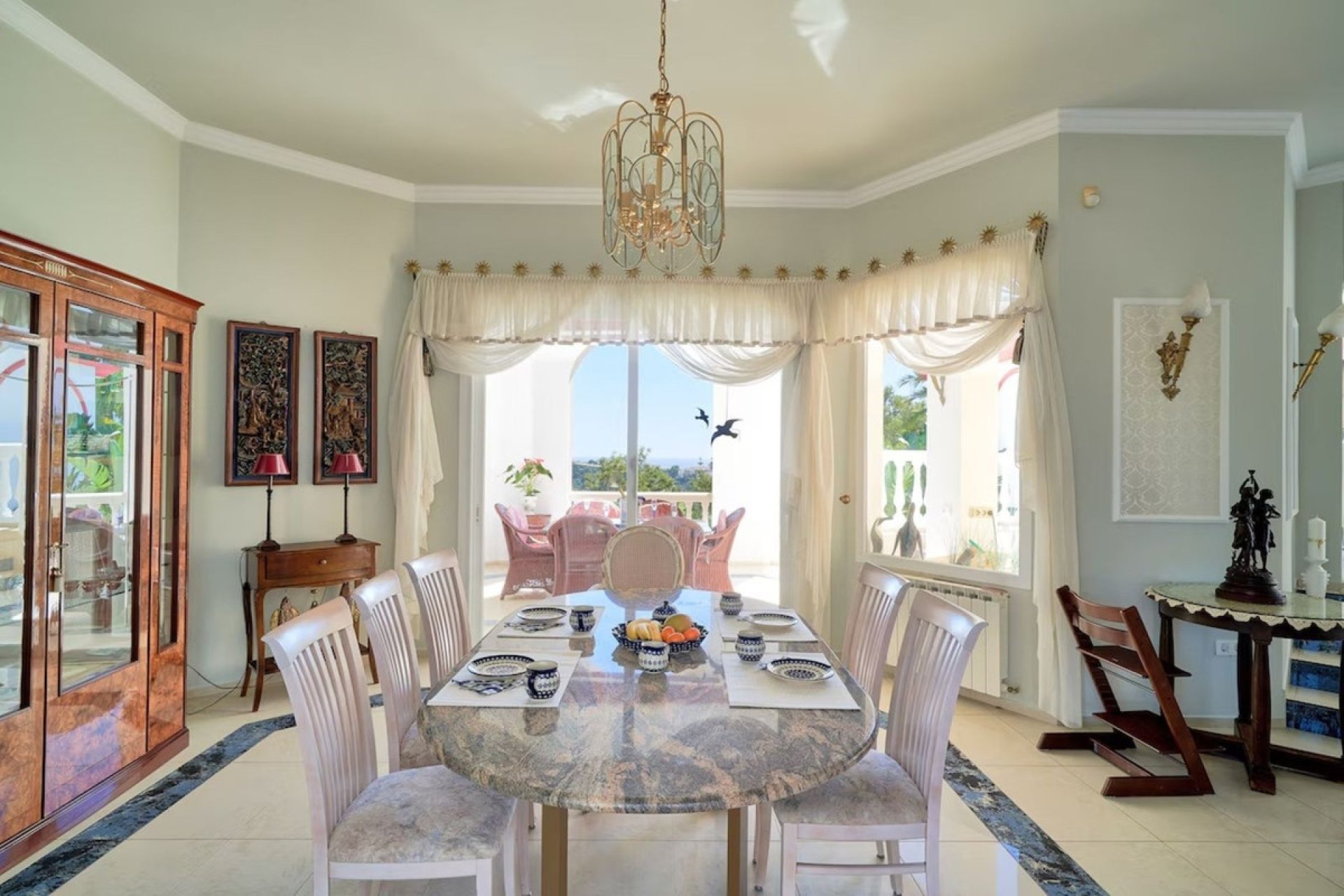 Resale - House - Detached Villa - Marbella - Las Chapas