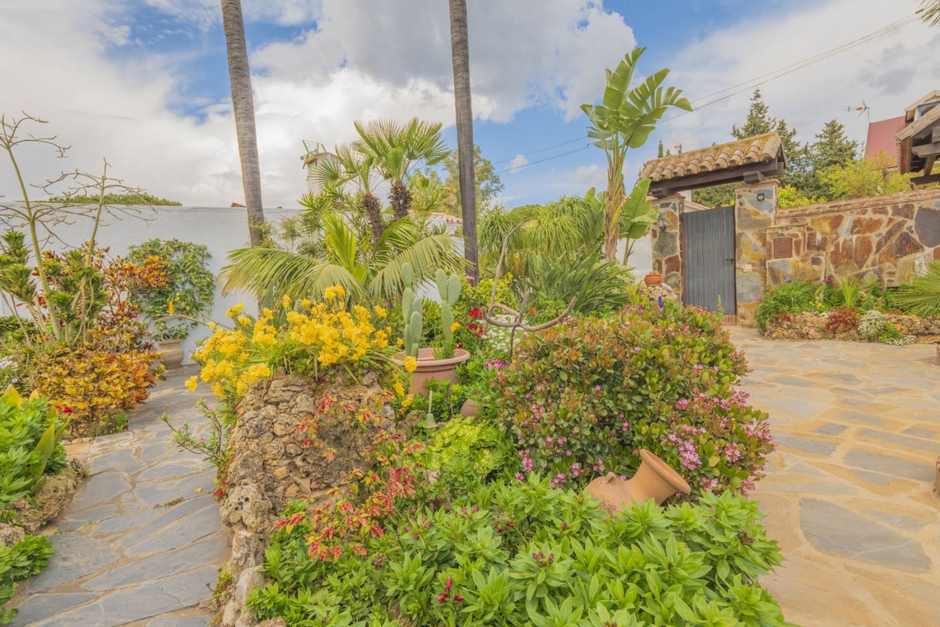 Resale - House - Detached Villa - Marbella - Las Chapas