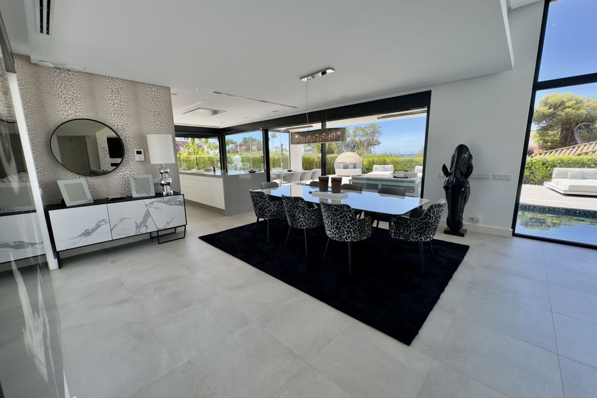 Resale - House - Detached Villa - Marbella - Los Monteros