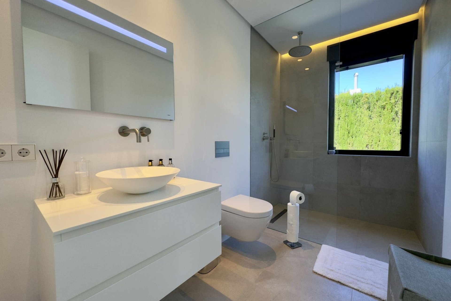 Resale - House - Detached Villa - Marbella - Los Monteros